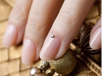 nail2.jpg